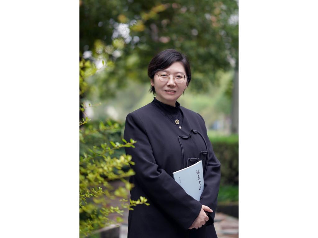 欧阳丽